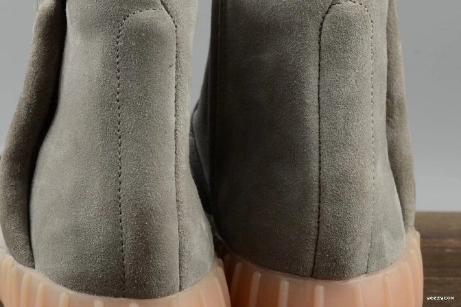LIGHT 750 YEEZY ADIDAS GUM GLOW BB1840 BOOST DARK GREY 0722